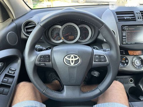 Toyota RAV4 2011 - фото 17