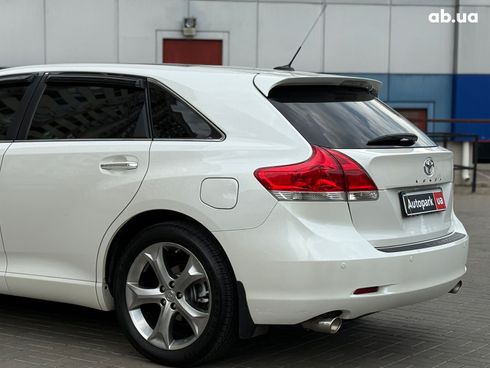 Toyota Venza 2009 белый - фото 9