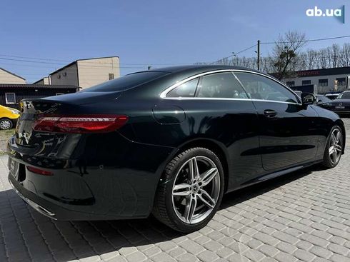 Mercedes-Benz E-Класс 2019 - фото 16