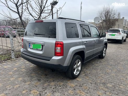 Jeep Patriot 2015 серый - фото 19