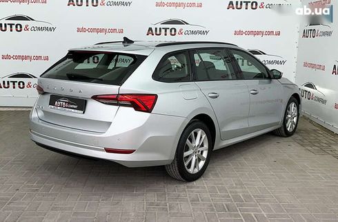 Skoda Octavia 2021 - фото 3