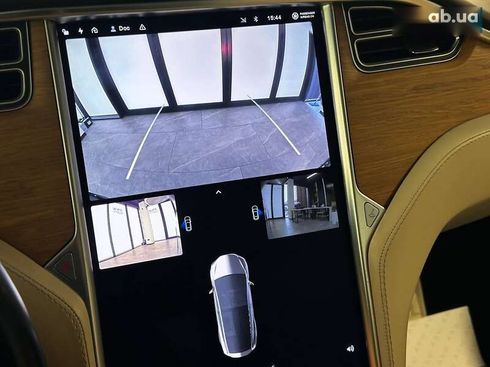 Tesla Model X 2018 - фото 20