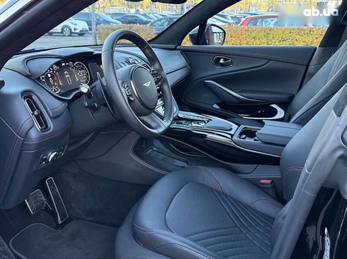 Aston Martin DBX 2023 - фото 20