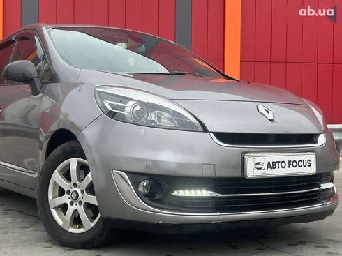 Renault Scenic 2012 - фото 2