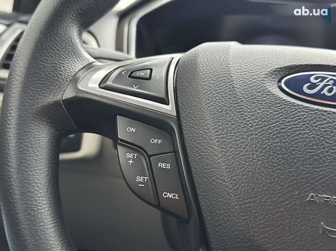 Ford Fusion 2016 - фото 28