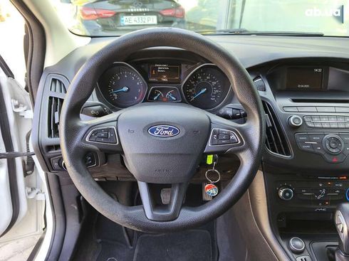 Ford Focus 2015 - фото 14