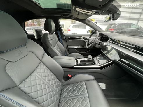 Audi A8 2022 - фото 27