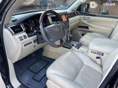 Lexus LX 2012 - фото 2