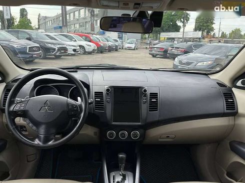Mitsubishi Outlander 2008 - фото 28