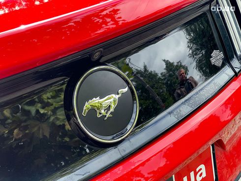 Ford Mustang 2017 красный - фото 23