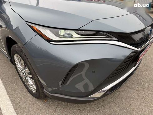 Toyota Venza 2022 - фото 9