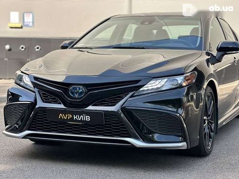 Toyota Camry 2023 - фото 8