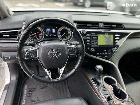 Toyota Camry 2018 - фото 28