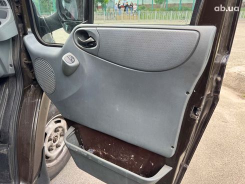 Ford Transit 2011 коричневый - фото 14