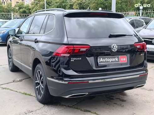 Volkswagen Tiguan 2021 черный - фото 8