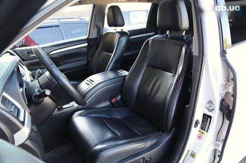 Toyota Highlander 2015 - фото 9