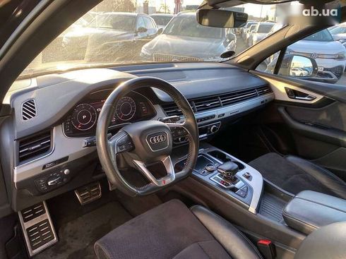 Audi Q7 2018 - фото 10
