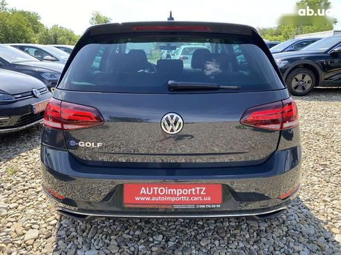 Volkswagen e-Golf 2020 - фото 12