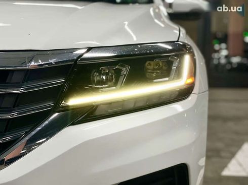 Volkswagen Passat 2020 - фото 10