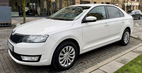 Skoda Rapid 2016 белый - фото 7