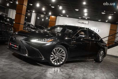 Lexus ES 2019 - фото 16