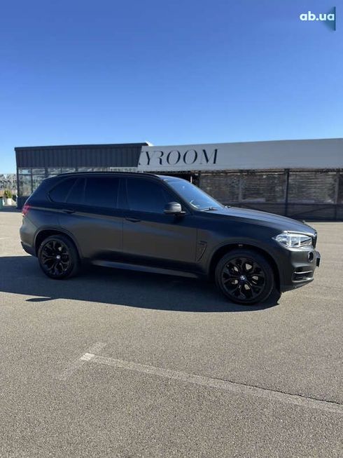 BMW X5 2016 - фото 12