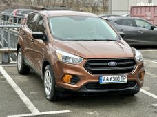 Продаж вживаних Ford Escape в Київській області - купити на Автобазарі