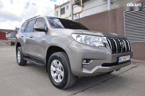 Toyota Land Cruiser Prado 2018 - фото 4