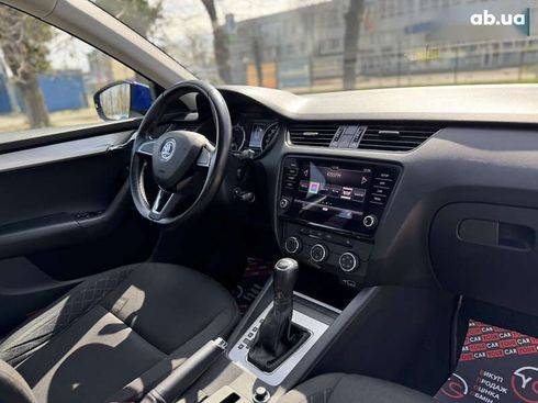 Skoda Octavia 2020 - фото 29