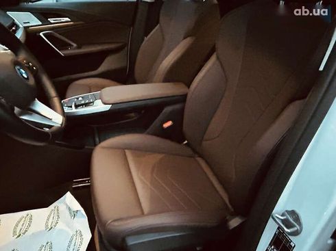 BMW iX1 2023 - фото 28