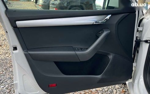Skoda Octavia 2019 - фото 24