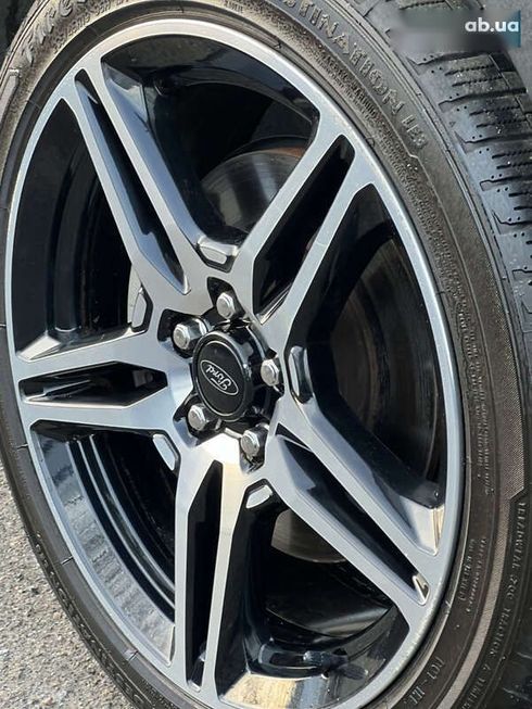 Ford Escape 2018 - фото 16