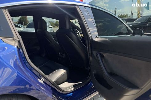 Tesla Model 3 2020 - фото 12