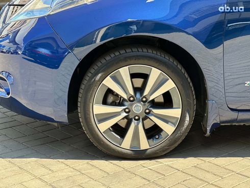 Nissan Leaf 2017 синий - фото 11