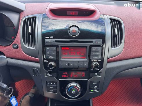 Kia Cerato 2011 - фото 28