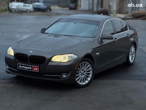 BMW 5 серия 2011 коричневый - фото 2