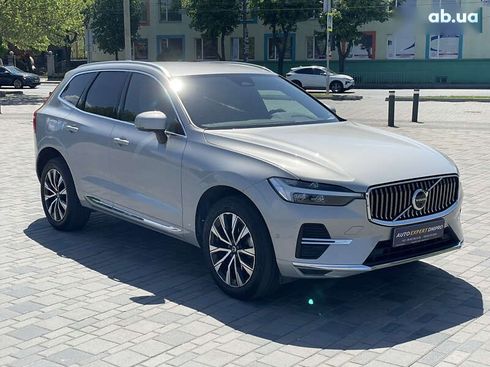Volvo XC60 2023 - фото 9