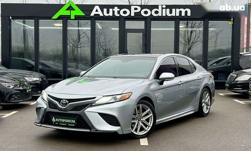 Toyota Camry 2018 - фото 2