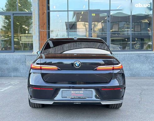 BMW 7 серия 2023 - фото 6