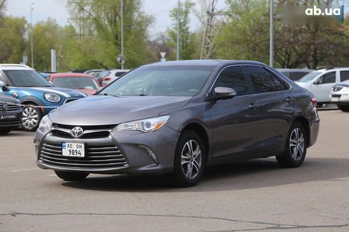 Toyota Camry 2015 - фото 3
