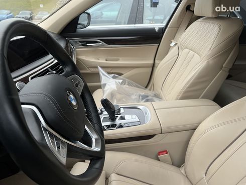 BMW 7 серия 2022 - фото 34