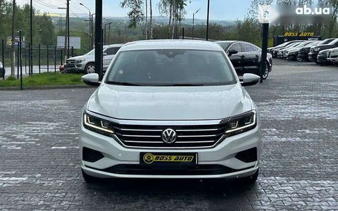 Volkswagen Passat 2020 - фото 2