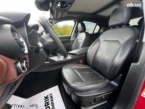 Alfa Romeo Stelvio 2018 - фото 16