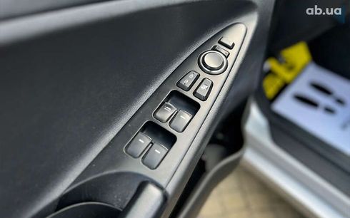 Hyundai Sonata 2011 - фото 15