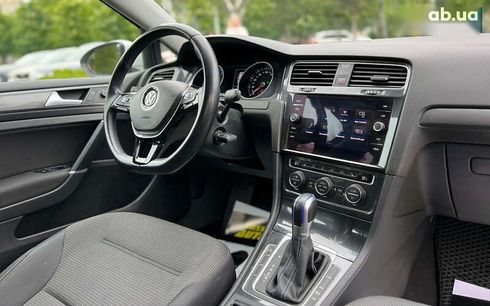Volkswagen e-Golf 2019 - фото 10