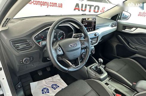 Ford Focus 2019 - фото 14