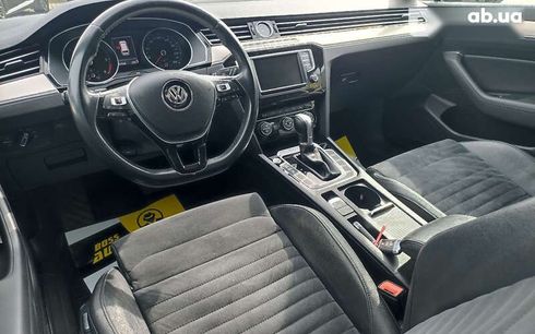 Volkswagen Passat 2017 - фото 10