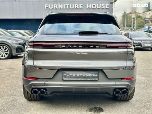 Porsche Cayenne 2024 - фото 18