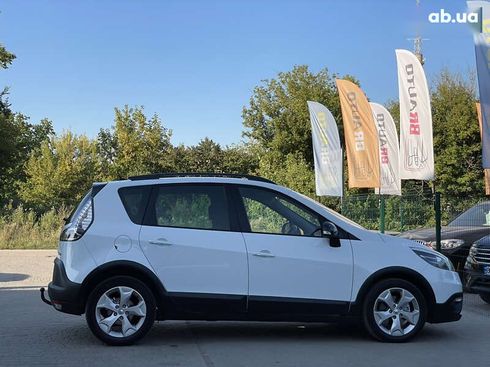 Renault Scenic 2013 - фото 22