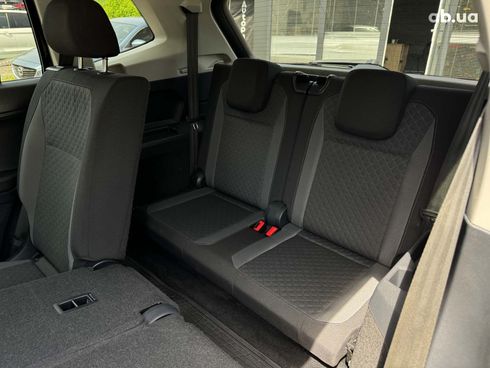Volkswagen Tiguan 2019 черный - фото 22